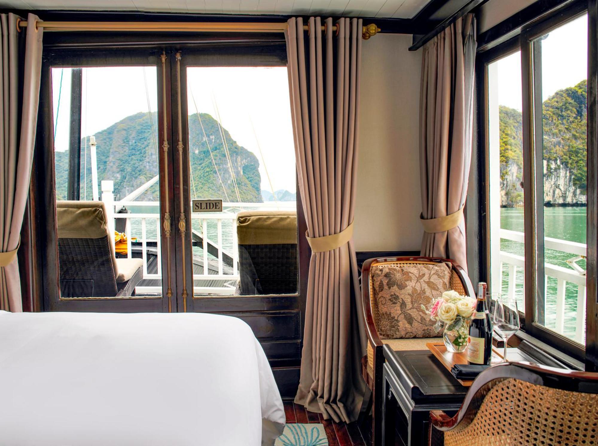  Paradise Luxury Sails Cruise Hạ Long