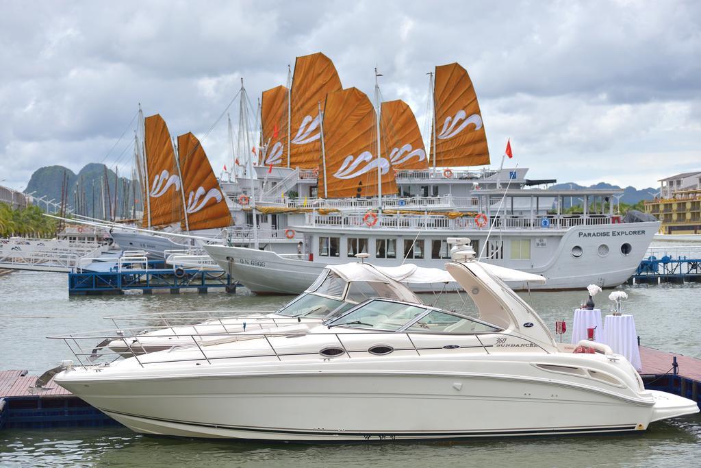 Paradise Luxury Sails Cruise