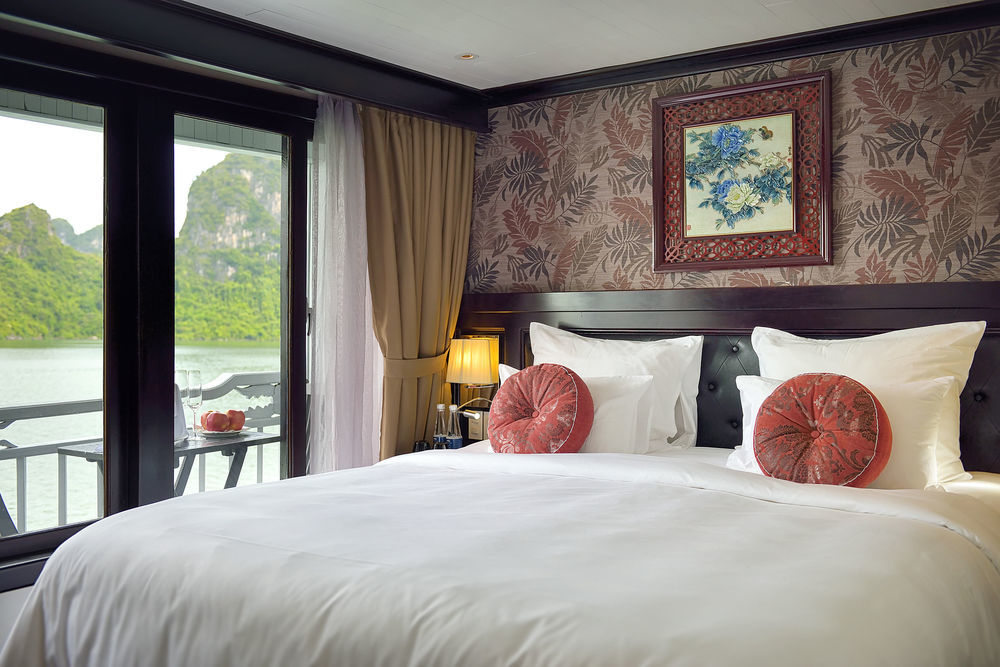Paradise Luxury Sails Cruise 5*
