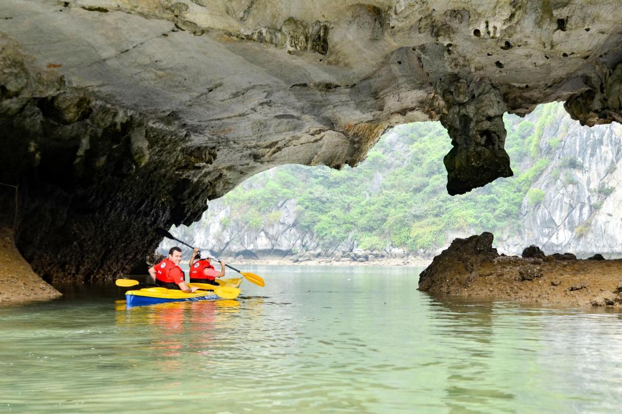Paradise Luxury Sails Cruise  Hạ Long