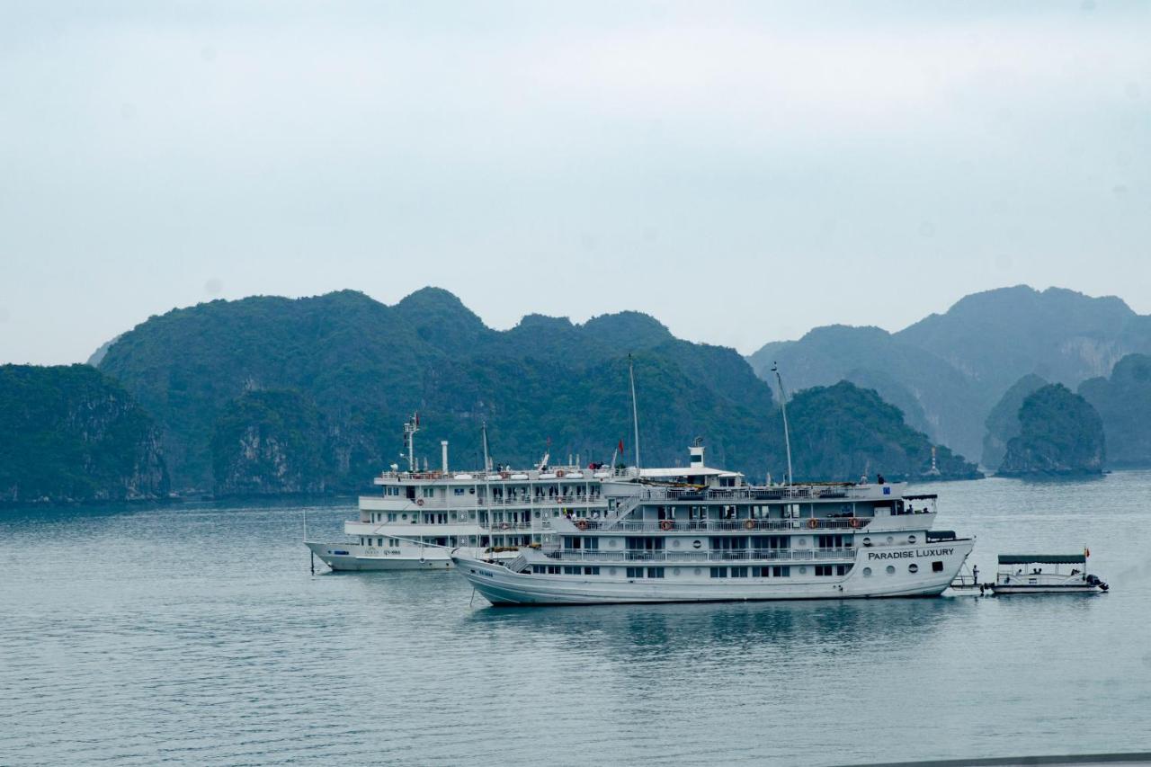 Paradise Luxury Sails Cruise 5* Hạ Long